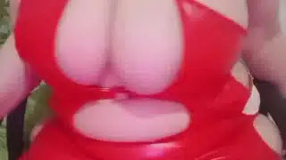 اححح تعال مص لي بزازي انا قحبة بتاعك